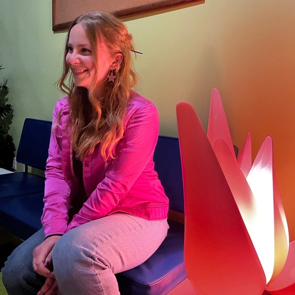 Meet your Posher, Maranda - Picture 1 of 1